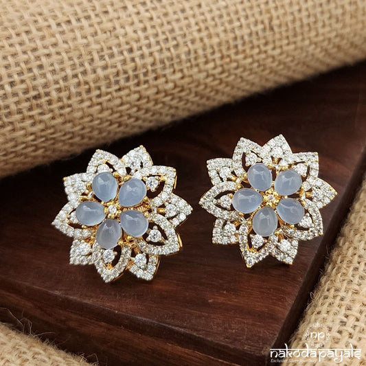 Luminous Blue CZ Studs (Ge9605)