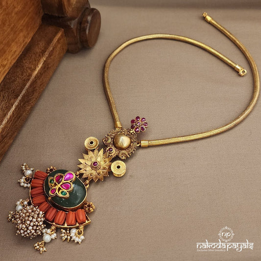 Traditional Coral Pearled Neckpiece  (Gn9489)