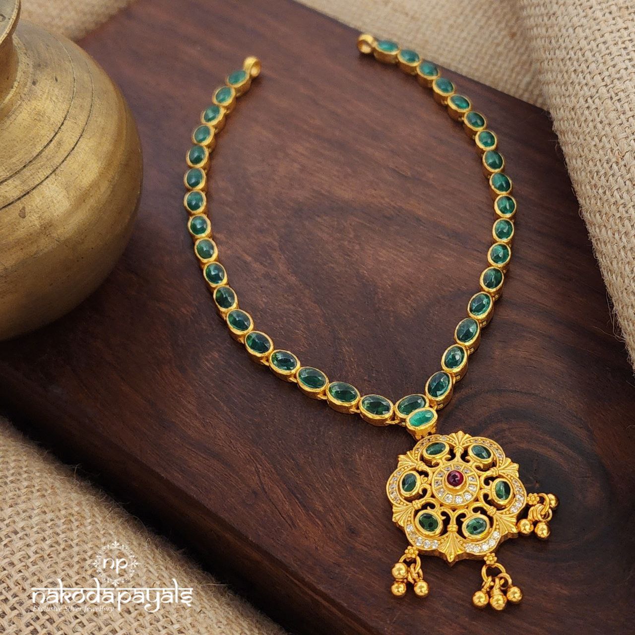 Ball Drop Green Neckpiece (Gn8908)