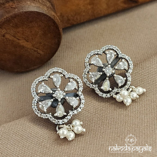 Elegant Pearled Studs (S3615a)