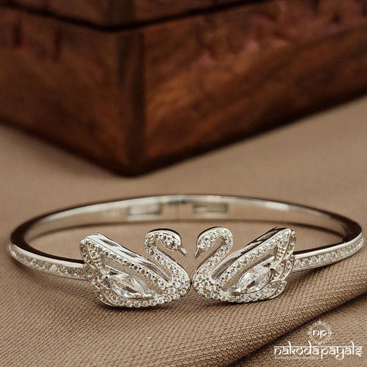 White Glittering Kada (St3783)