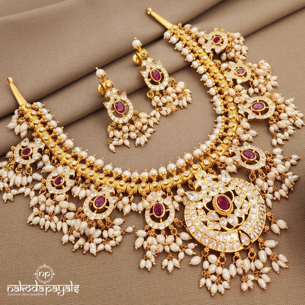Guttapusalu Half Moon Neckpiece With Earrings(Gn9607)