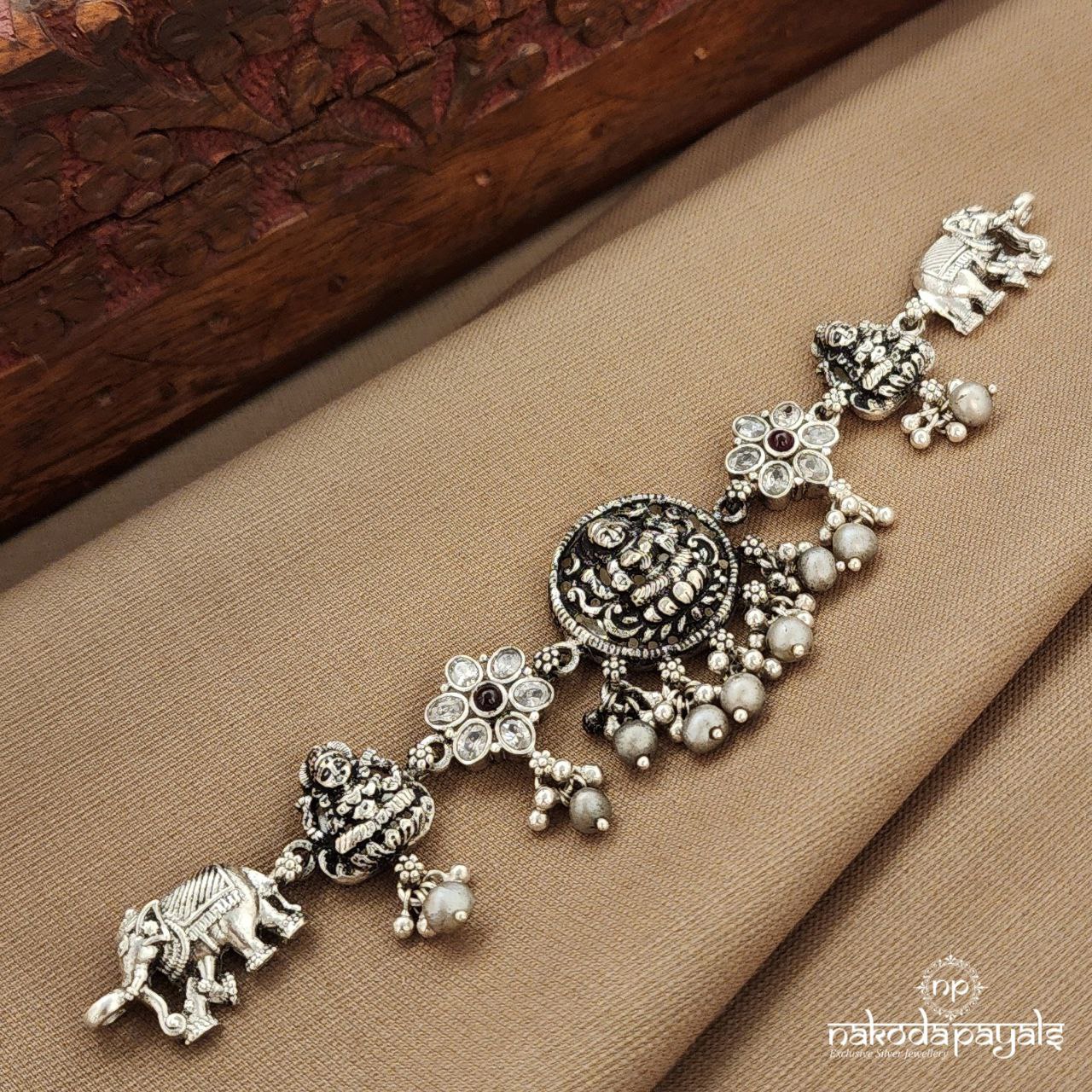 Circular Lakshmi Pearled Choker (N11427)