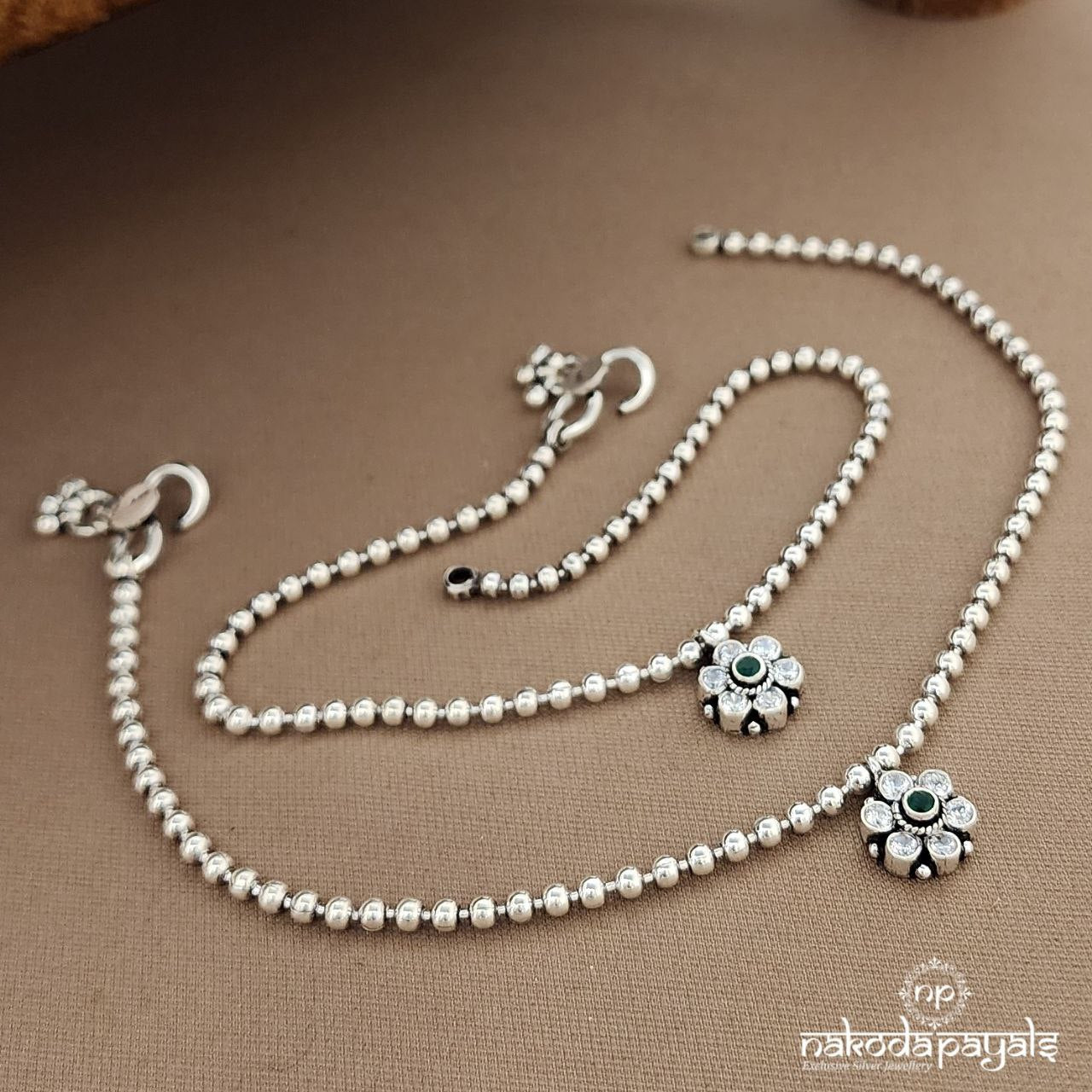 Green Floral Anklets (A6680)