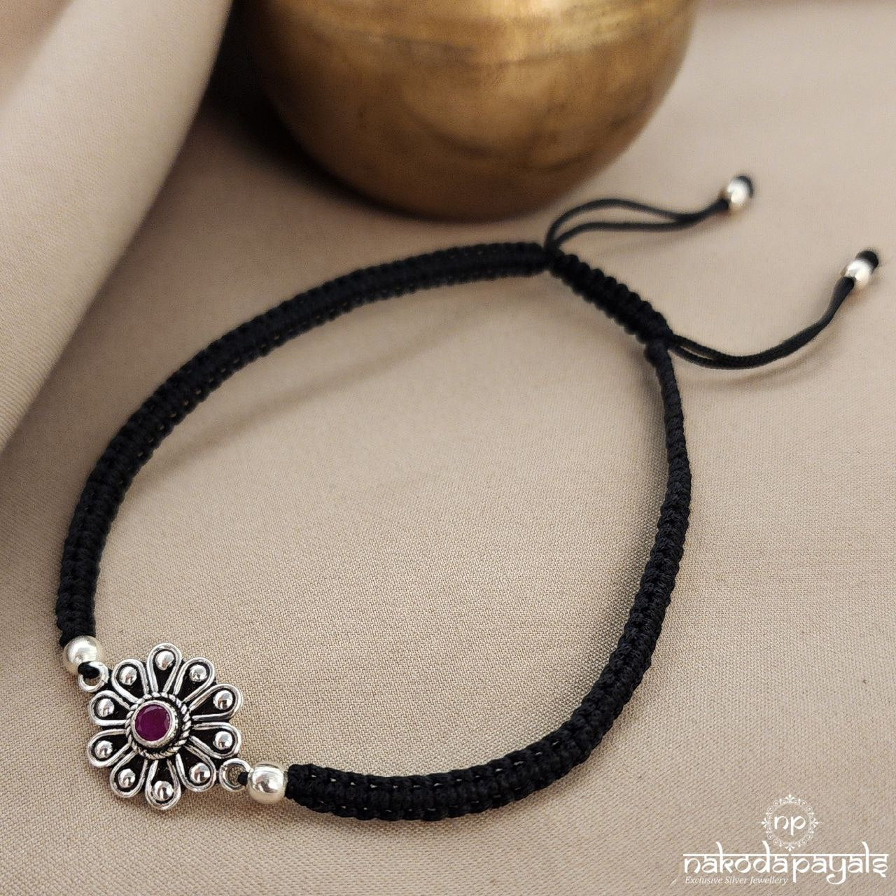 Nazariya Thread Dot (Nz0713)