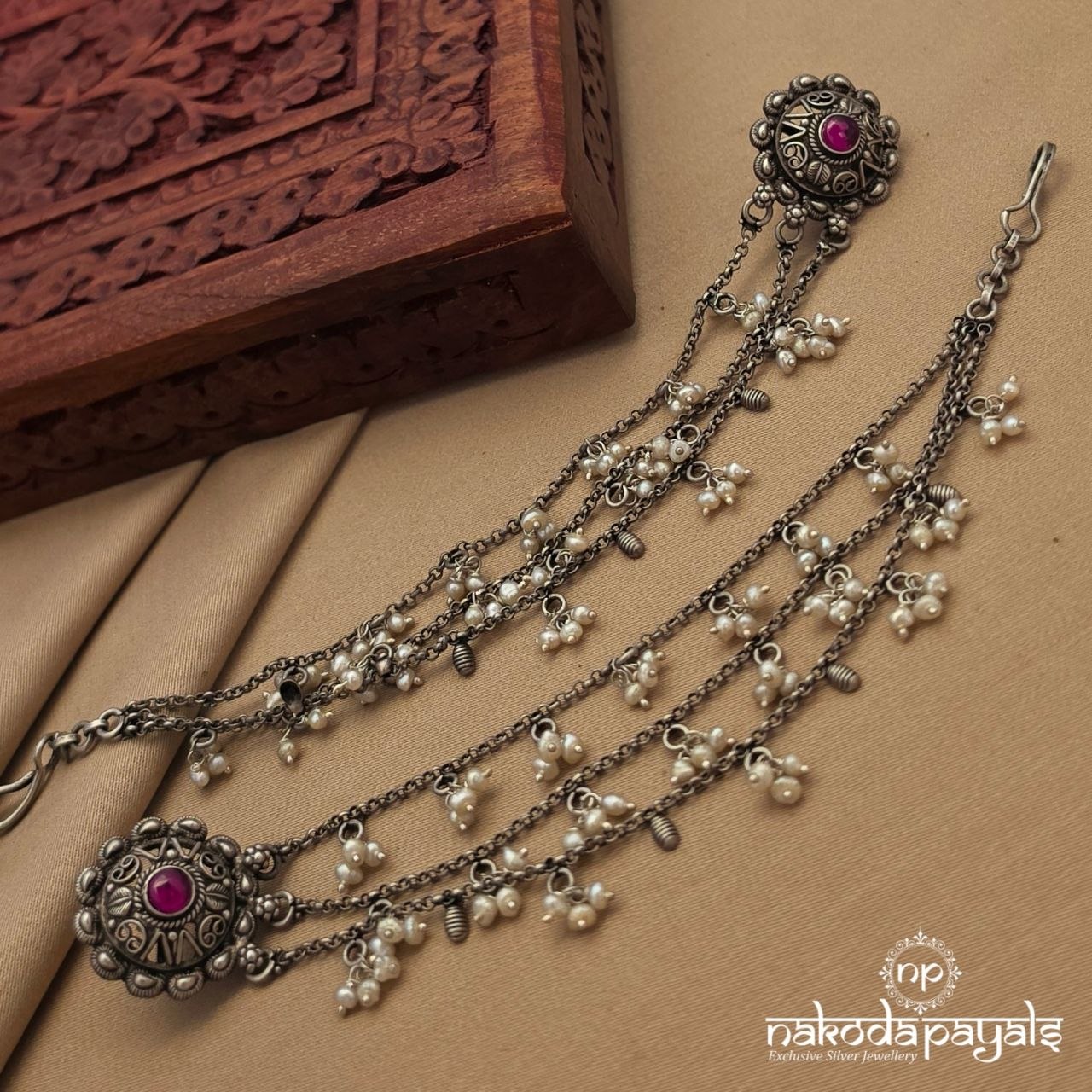 Pink Circular Stud With Maati (M0466)