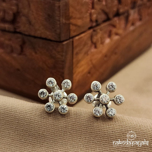 White Floral Studs (S3712)