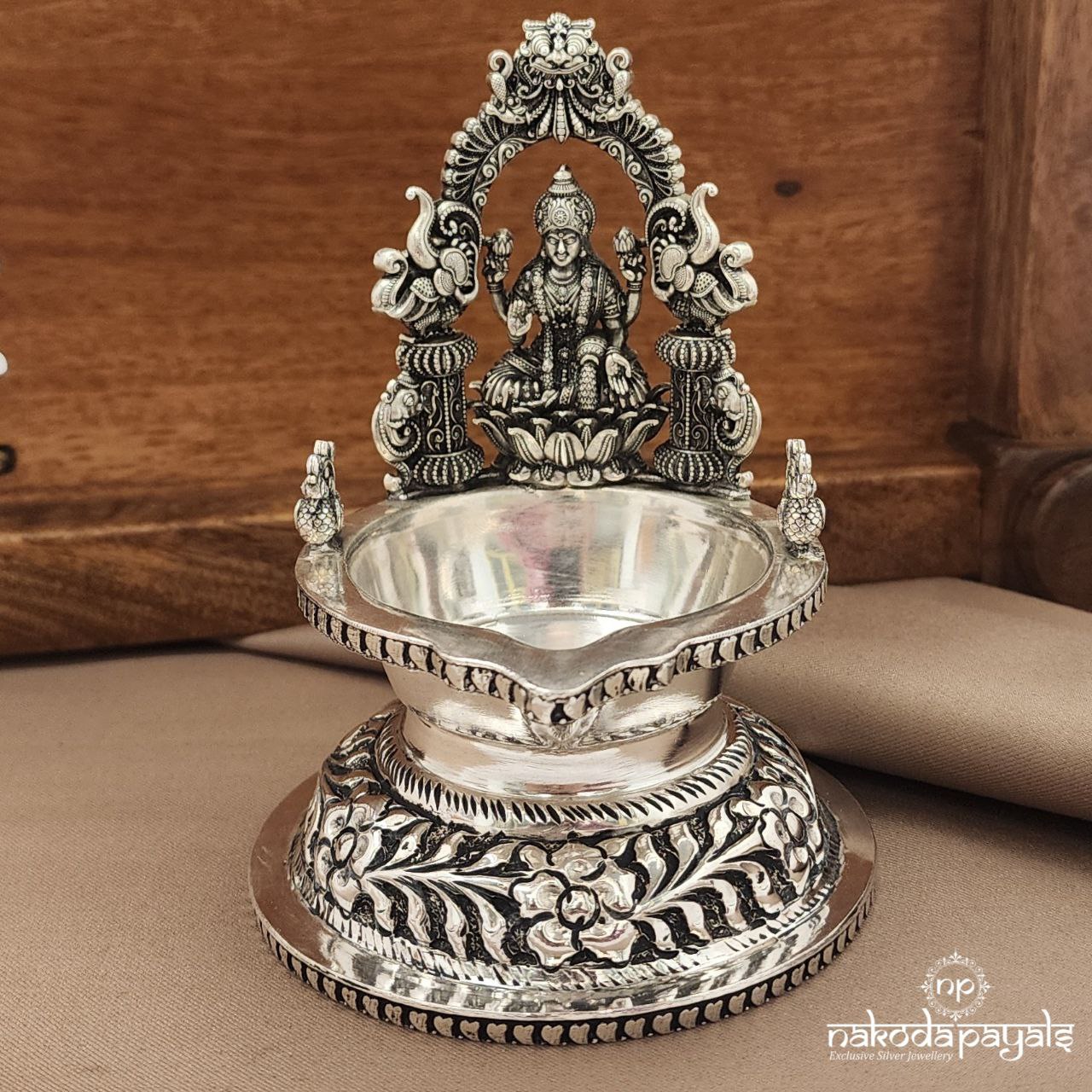 Oxidised Lakshmi Kamakshi Deepam (Aa2048)