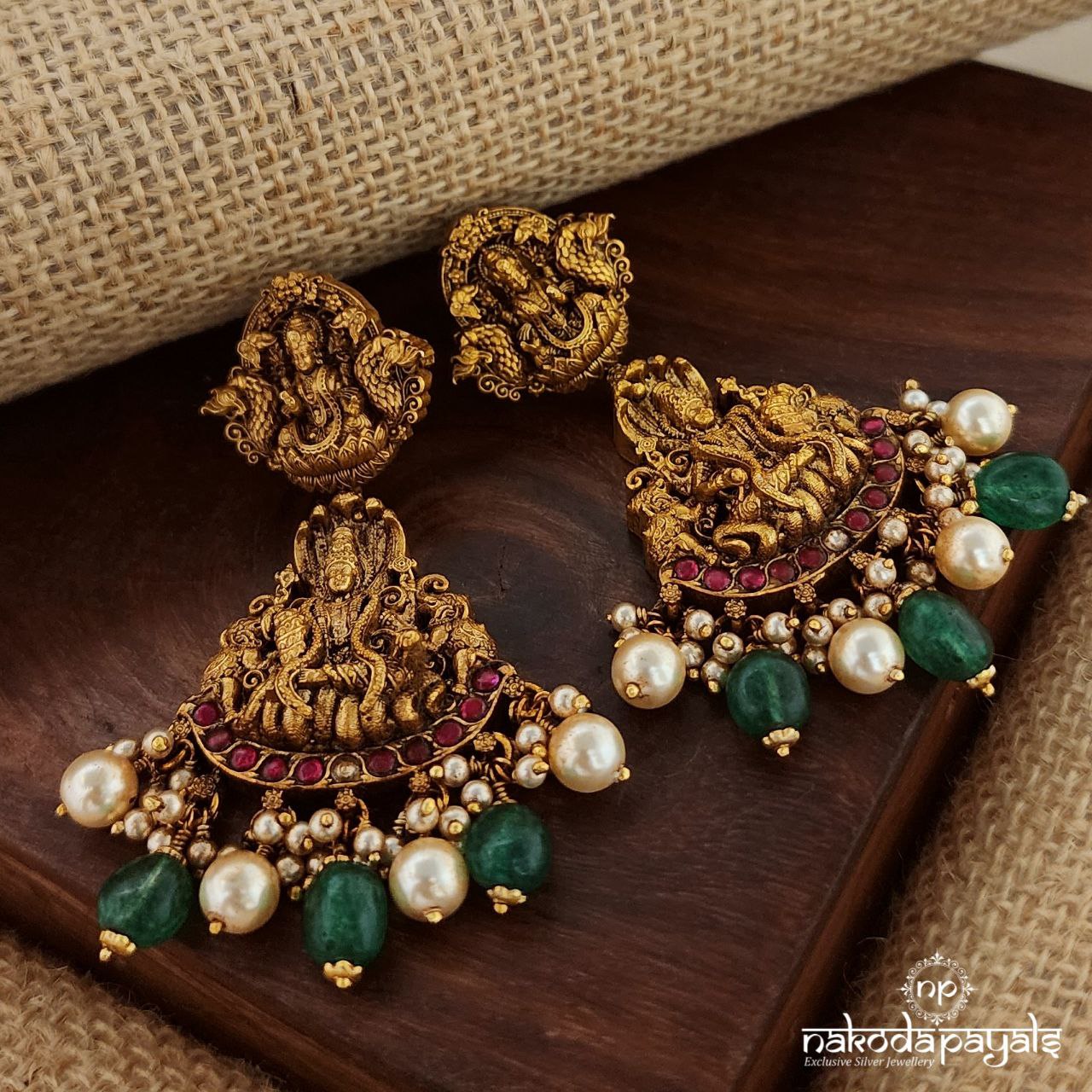 Vishnu Blessing Kundan Earrings (Ge9040)