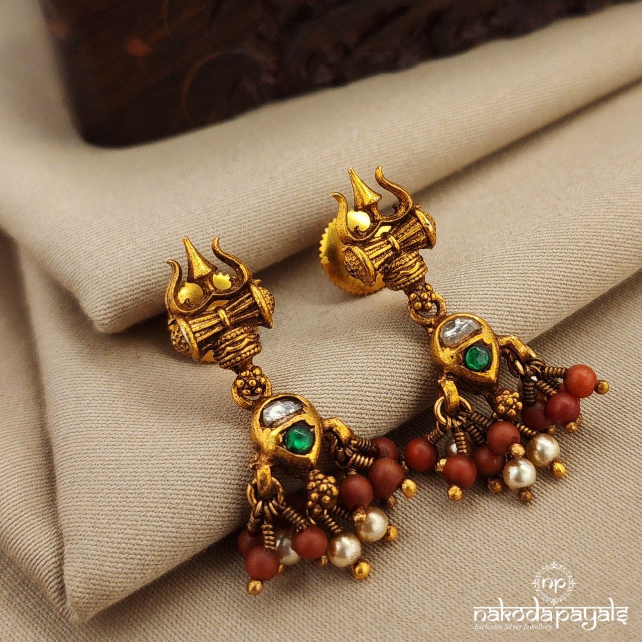 Kundan Trishul  Earrings (Ge9023)