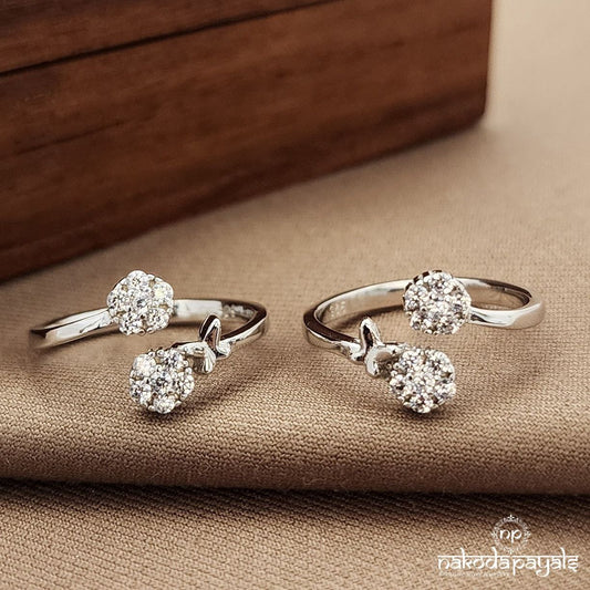 Stylish Front Adjustable Toerings (T4715)