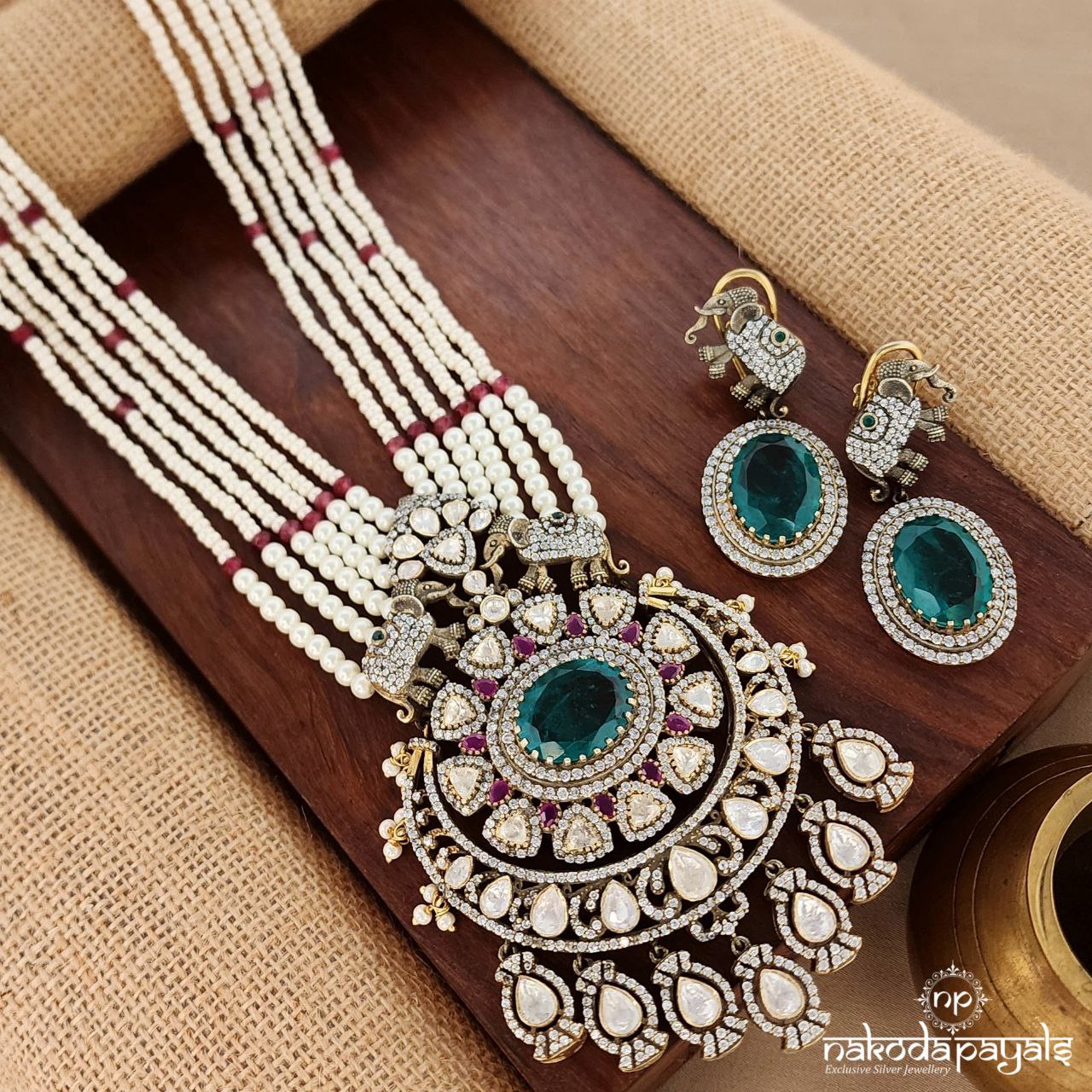 Elephant Moissanite Neckpiece With Earrings (Gn8946)