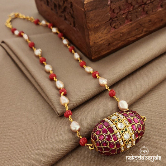 Coral & Pearled Neckpiece (Gn9769)