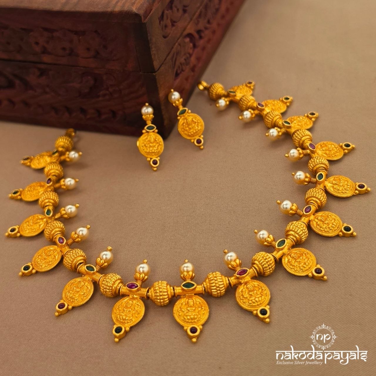 Kemp Lakshmi Kasu Neckpiece With Earring (Gn10759)