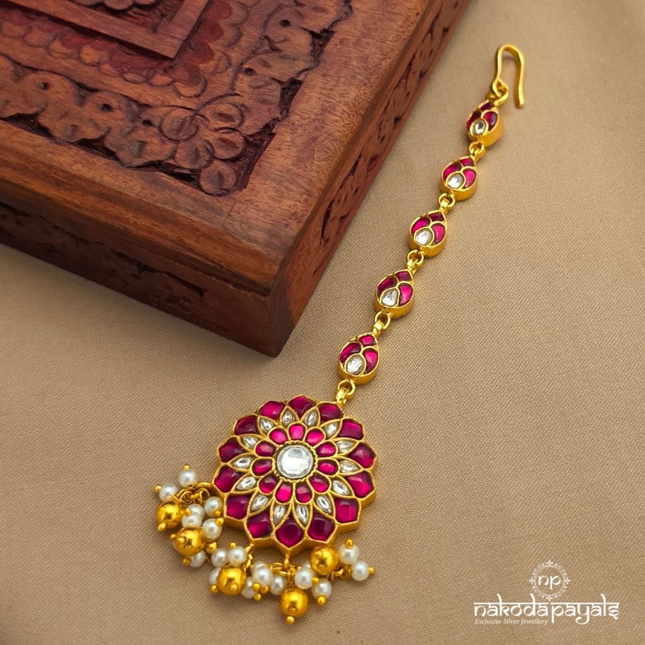 Reddish Kundan Maang Tika (Gm1220)