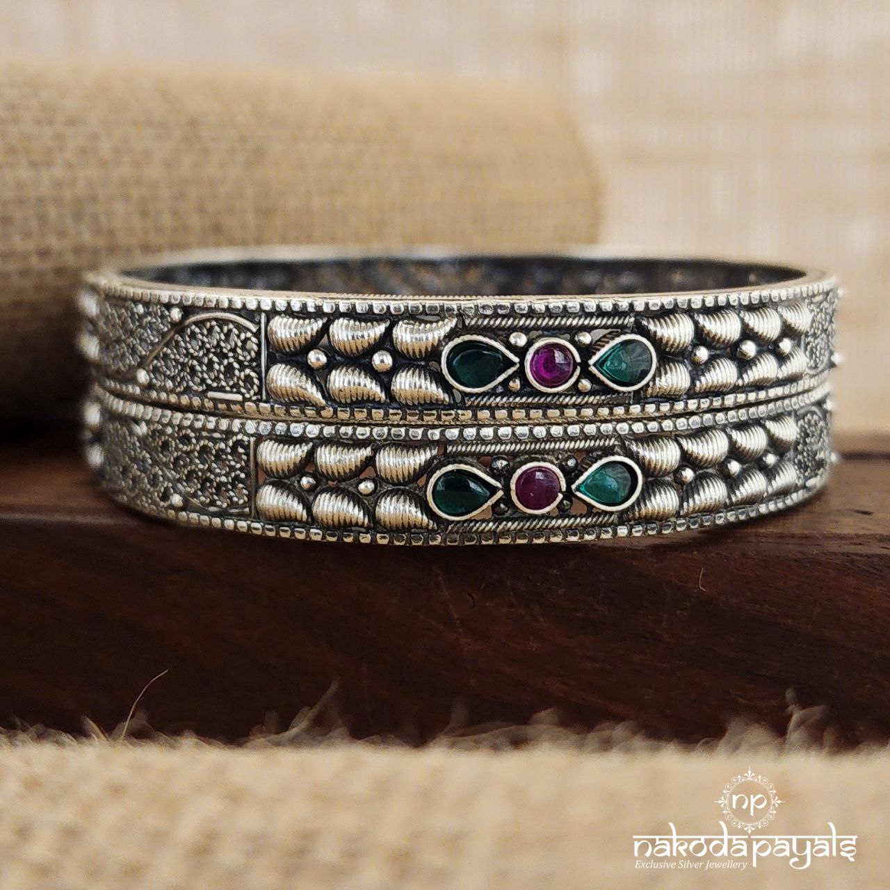 Green Mango Bangle Pair (K5026)