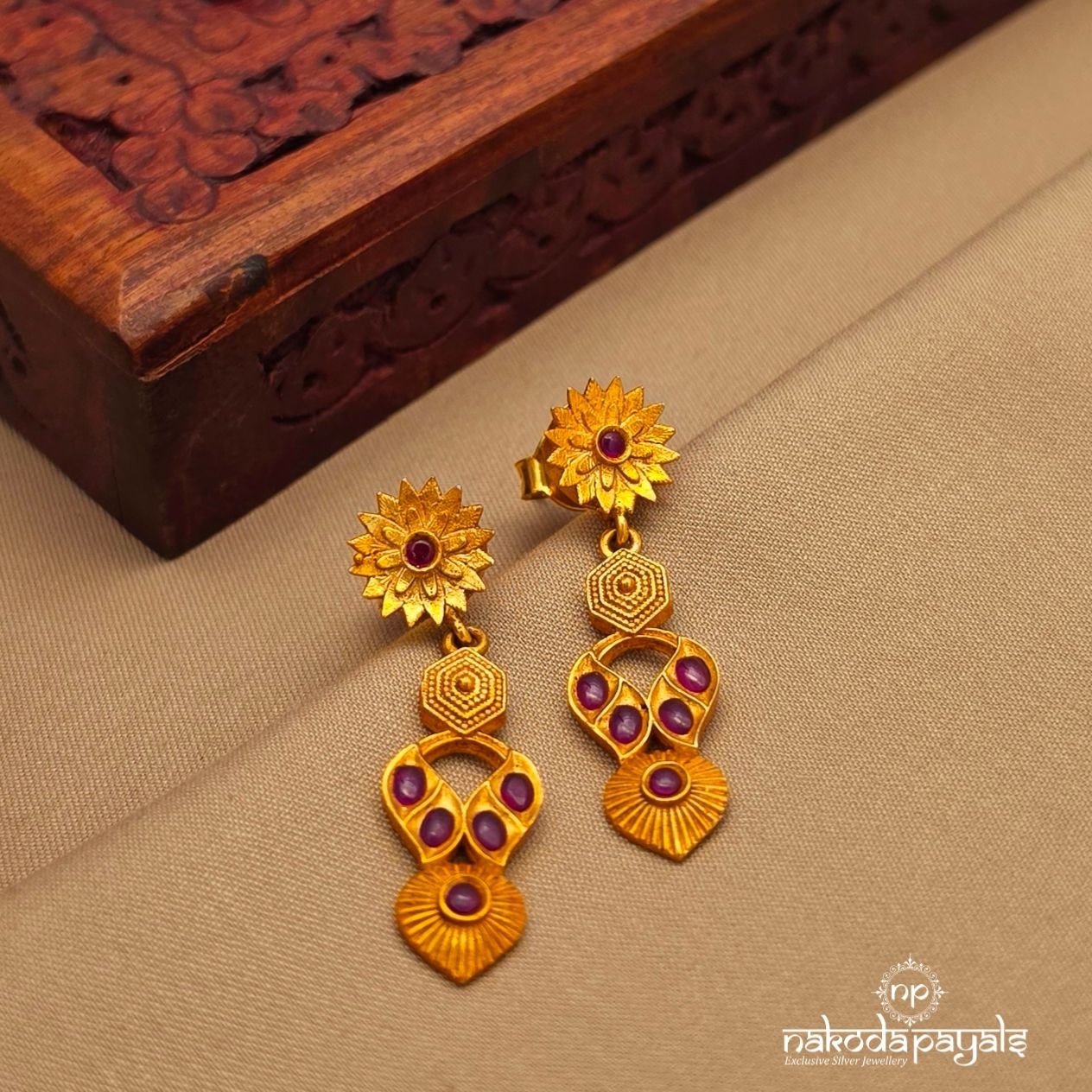Amazing Floral Chandbali (Ge10579)