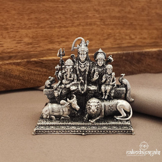 Oxidised Shiv Parivar (Aa2042-44)
