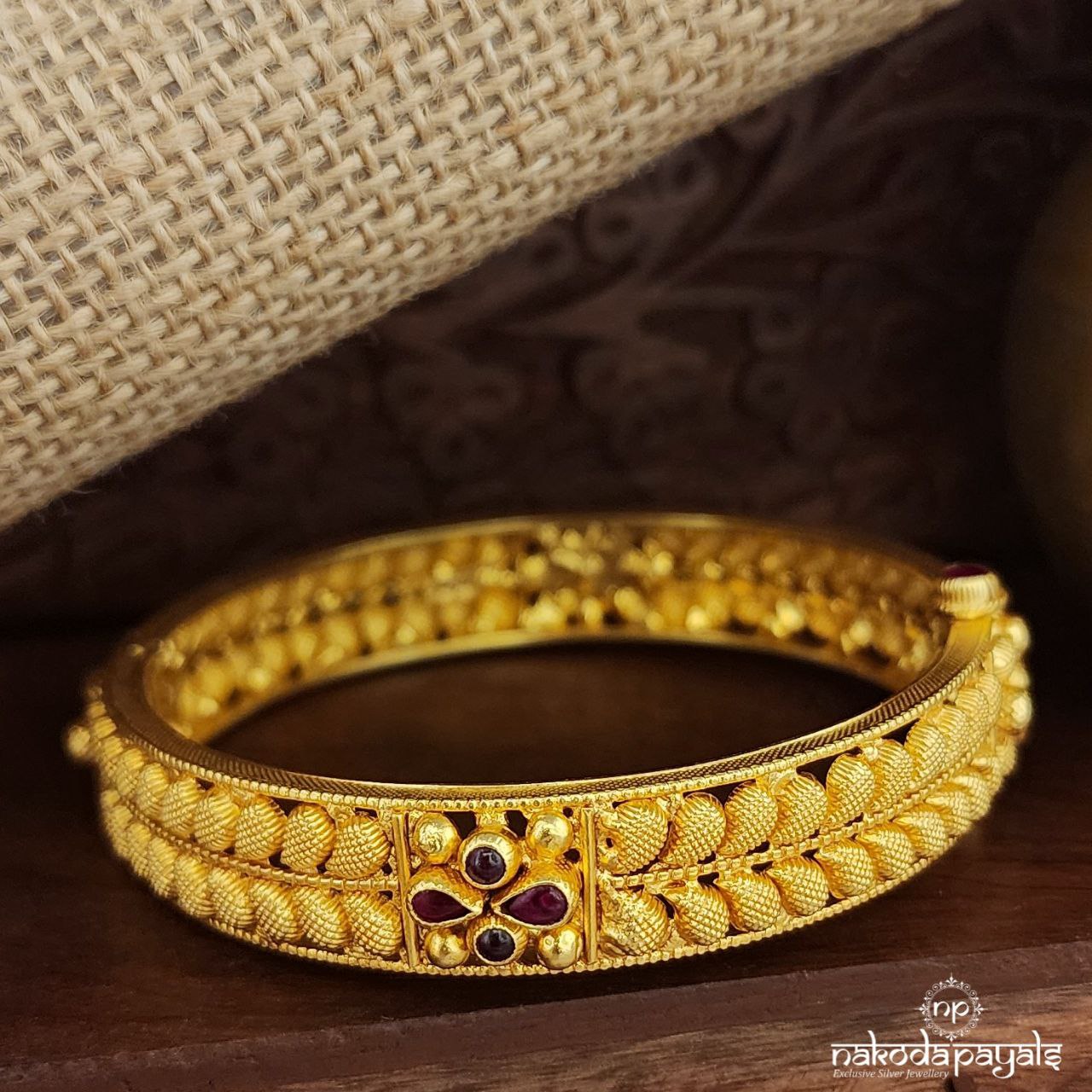 Red Openable Kada  (Gk3123-24)