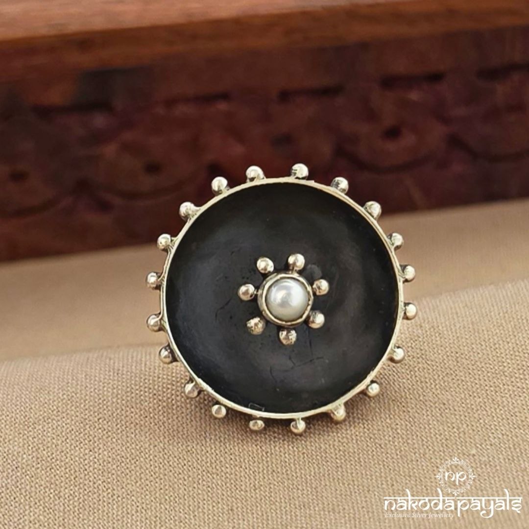Onyx Pearl Finger Ring (F3020)