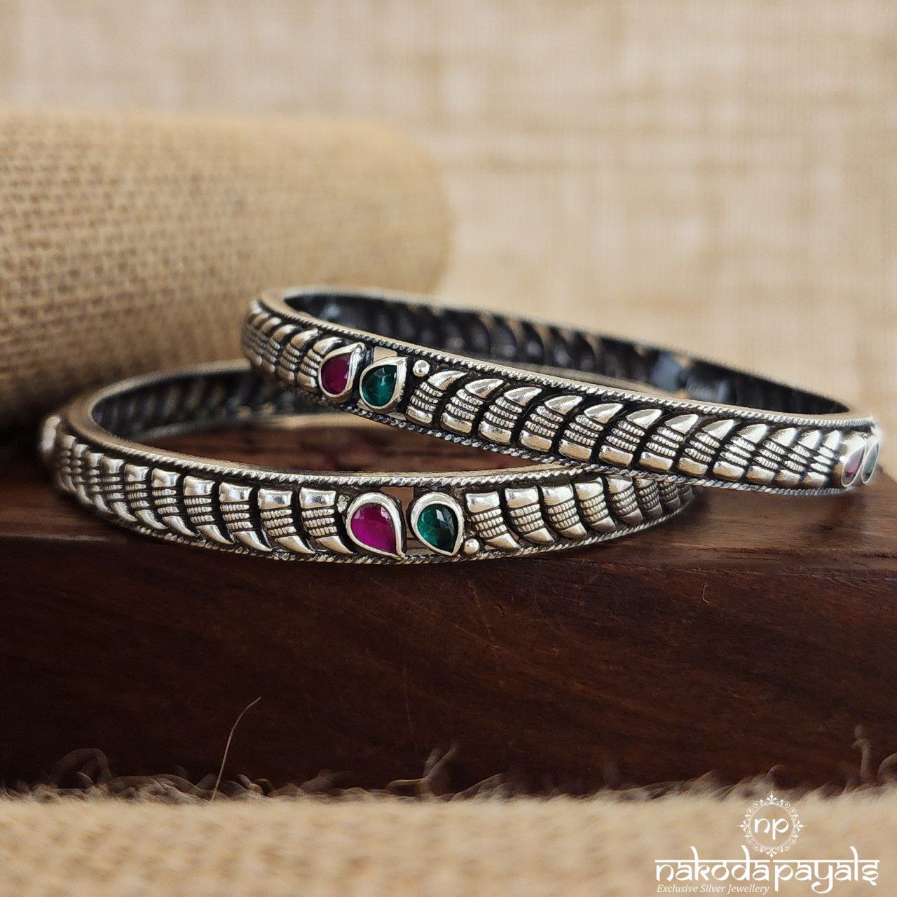 Green Pink Leaf Bangle Pair (K5027)