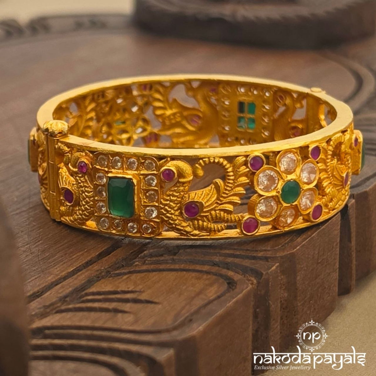 Peacock Floral Kada (Gk3408)