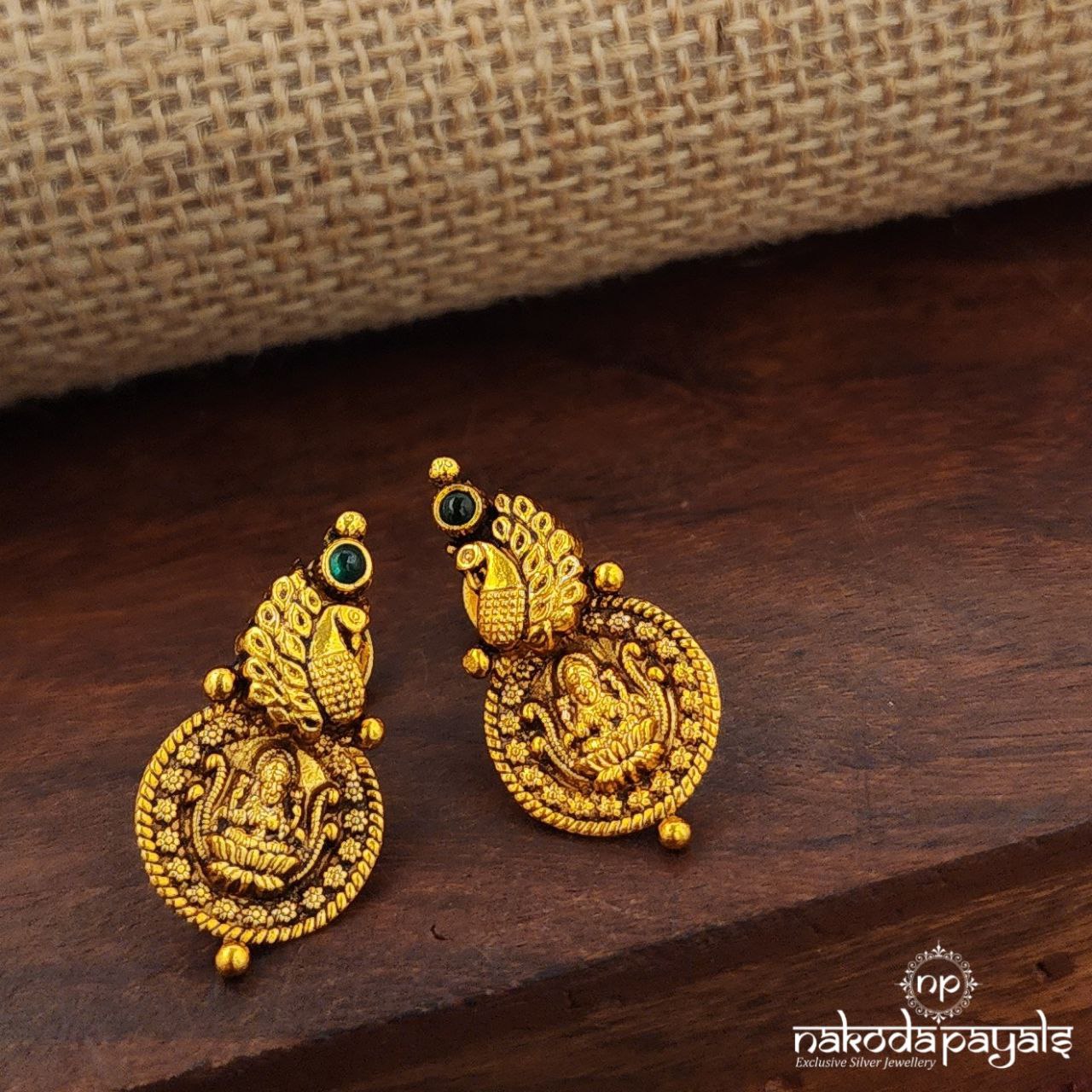 Green Peacock Lakshmi Studs (Ge10188)
