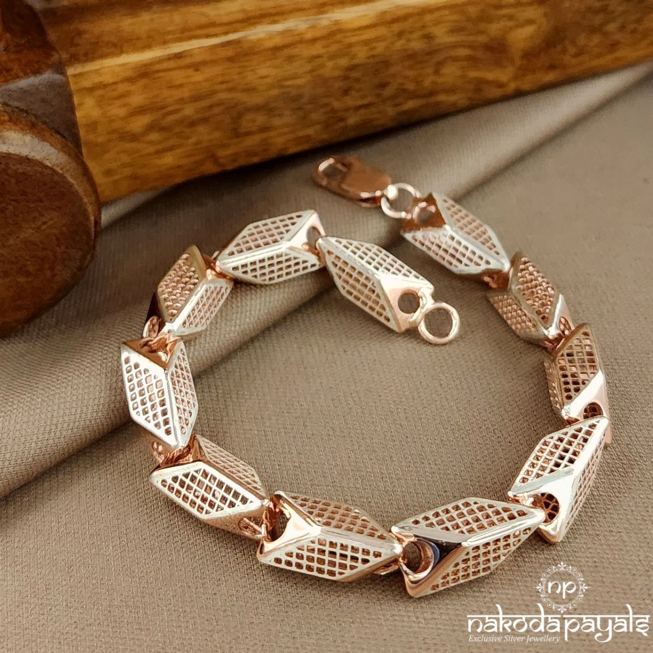 Squarish Rose Gold Men's Bracelet (Mc1082)