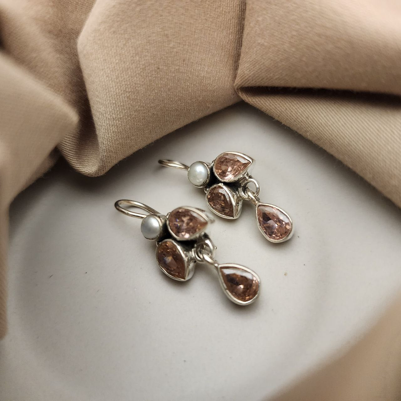 Rangina Hangings (H2100-115)