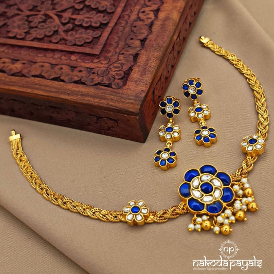 Bluish Kundan Neckpiece With Earrings (Gn10373)