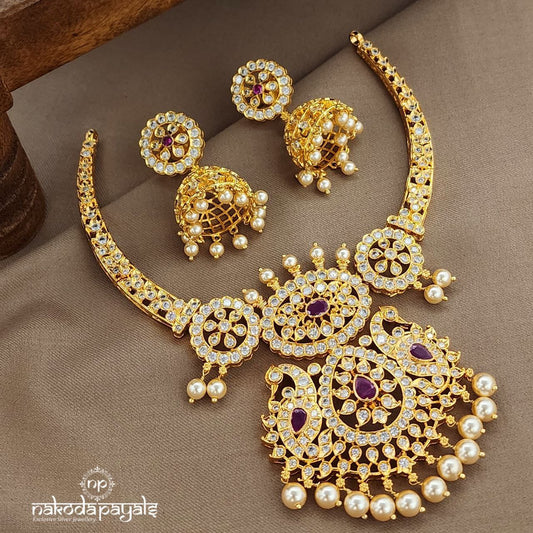 Traditional White Hasli With Earrings (Gn9355)
