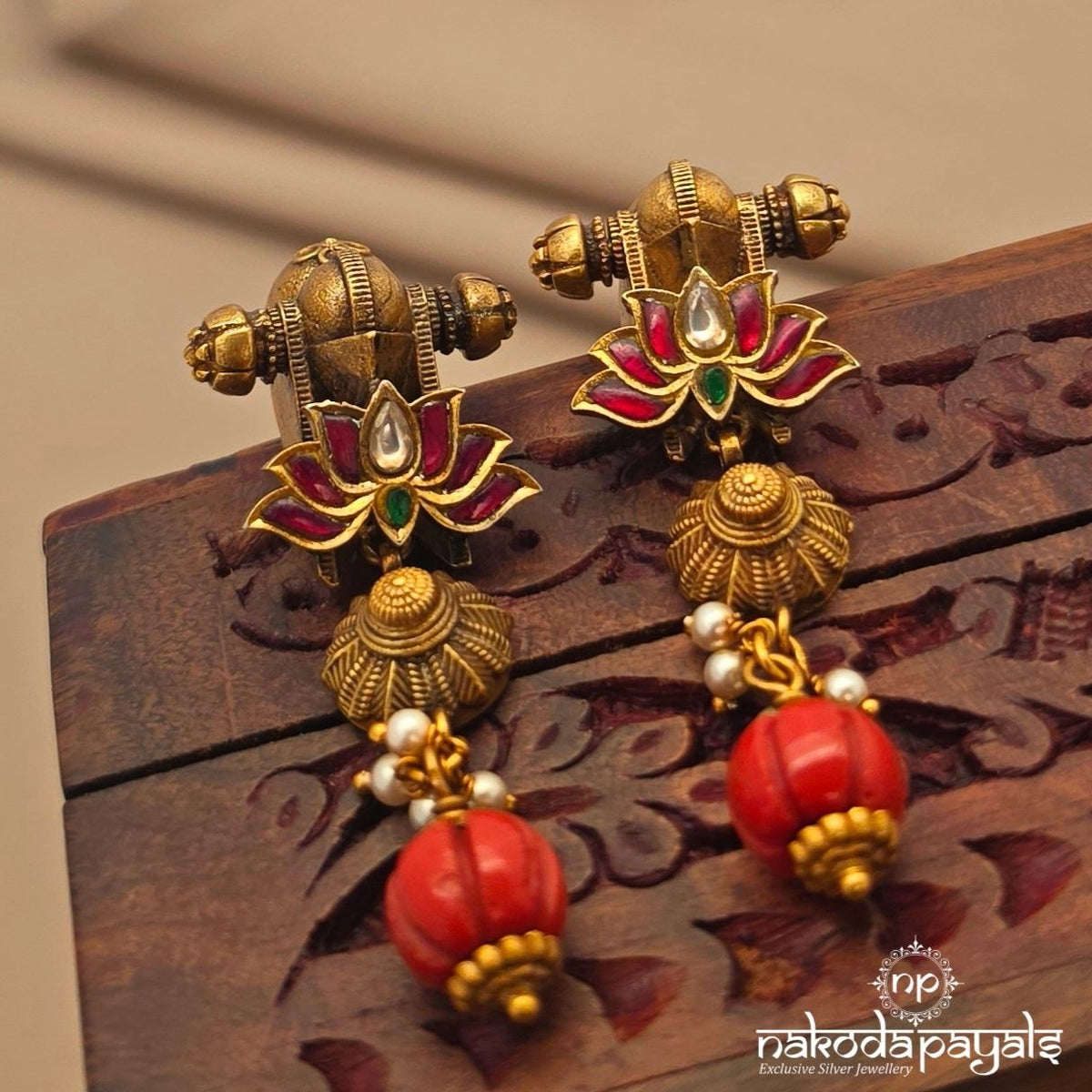 Traditional  Coral Lotus Earrings (Ge11442)