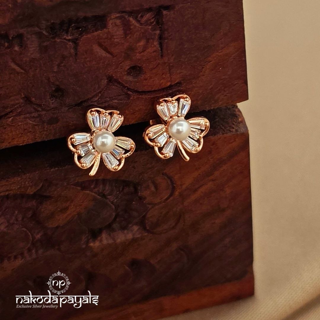 Floral Pearled Studs (St3952)