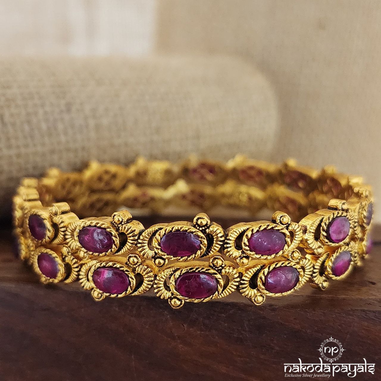 Graceful Pink Bangles (Gk2758)