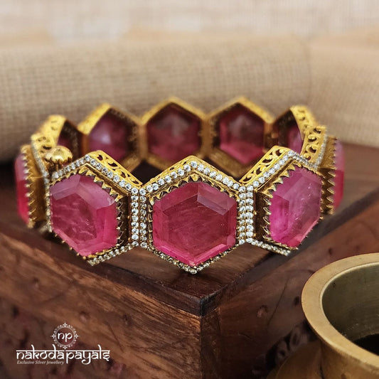 Rose Essence Screw Kada (Gk2827)
