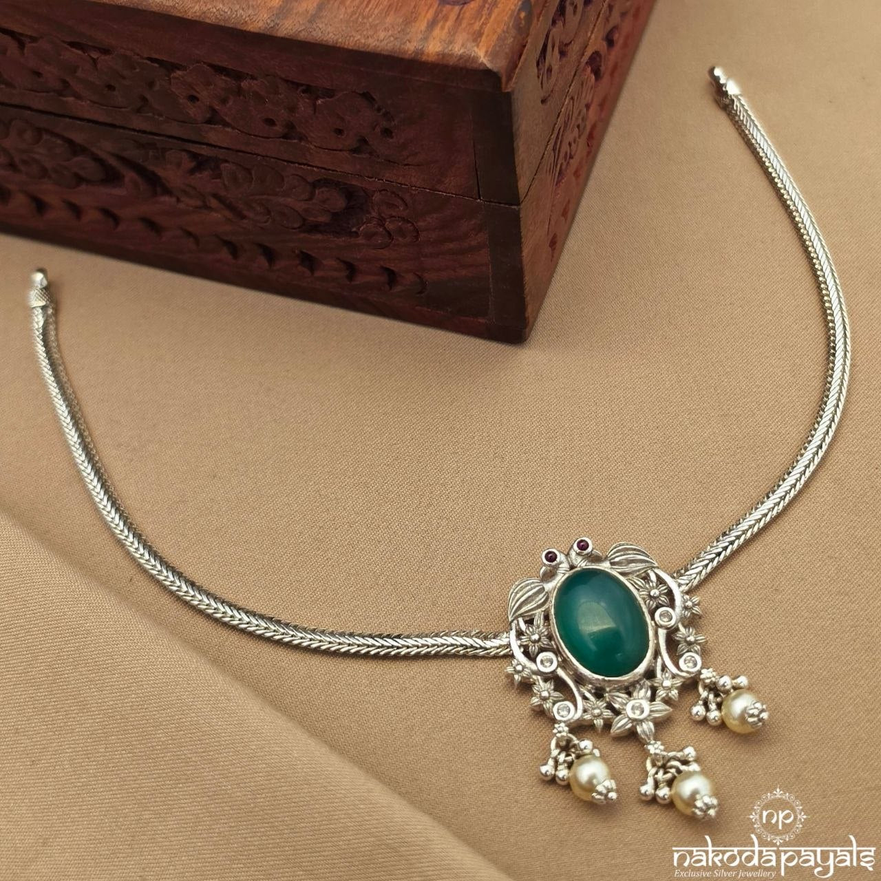Twin Peacock Pearl Neckpiece (N12078)