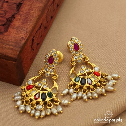 Pearly Cutsy Navaratna Chandbali (Ge10688)
