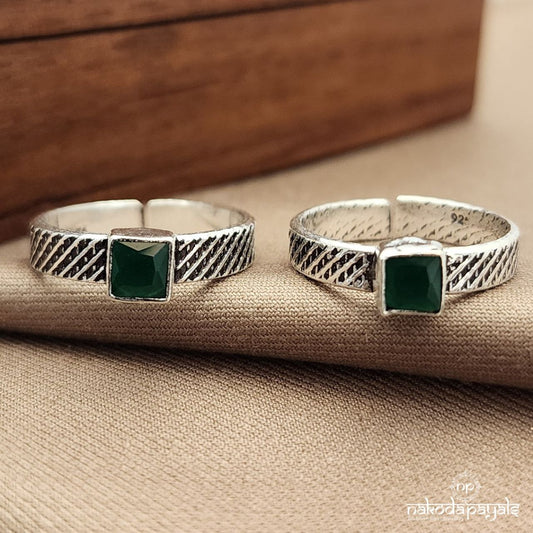 Green Squarish Toebands (T4654)