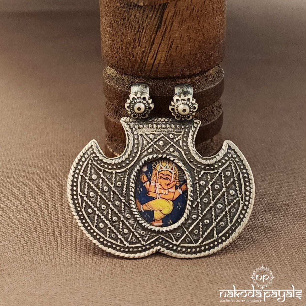 Ganesha Painted Pendant (P2494)