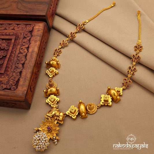 Traditional pearly Neckpiece (Gn10467)