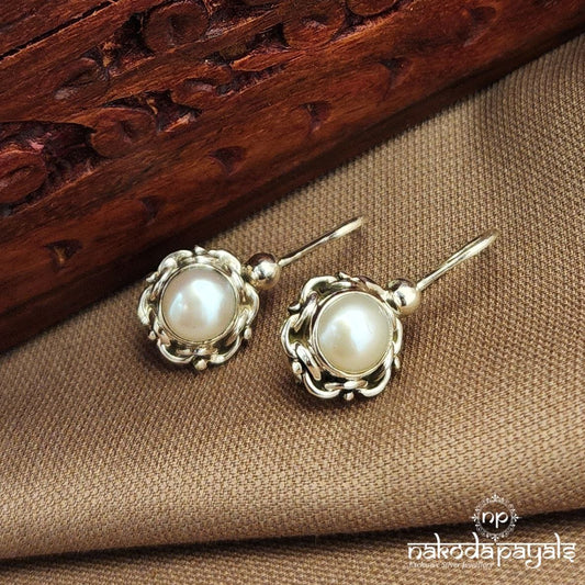 Pearled Drop Hanging (S9546)