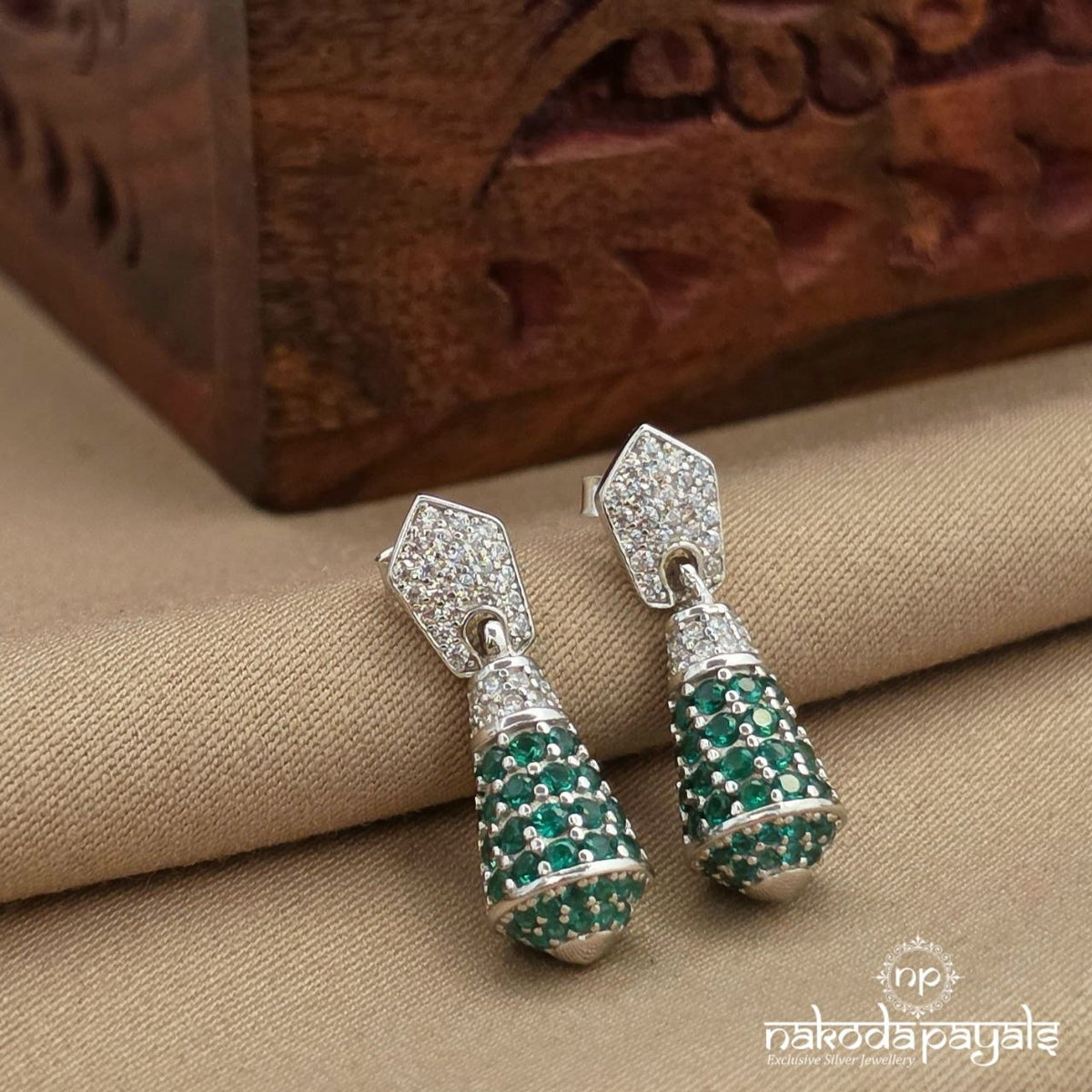 Greenish CZ Earrings (St4187)