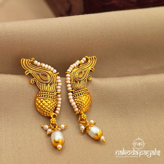 Unique Pearly Earrings (Ge10831)