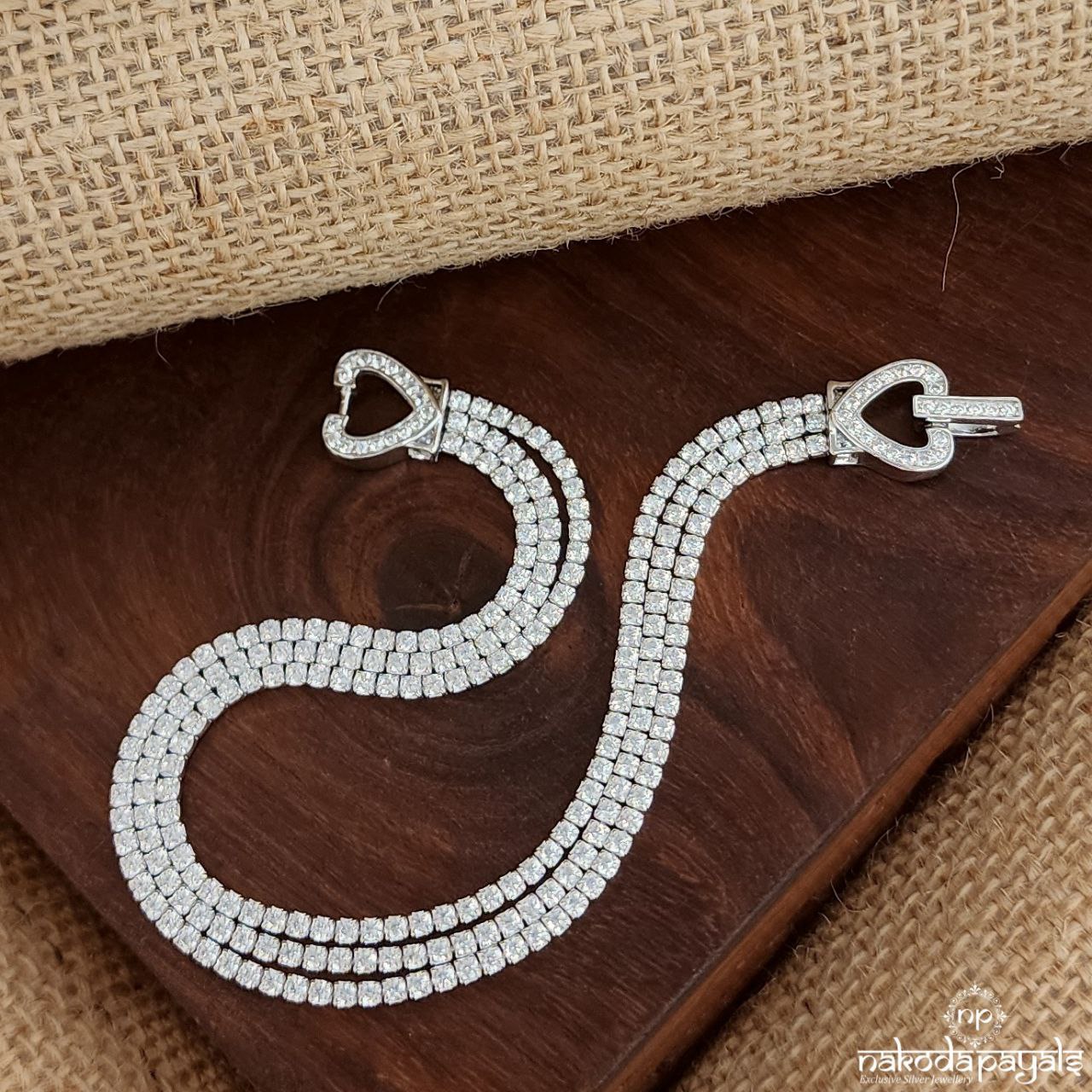 Sparkling White Bracelet (Br1688)