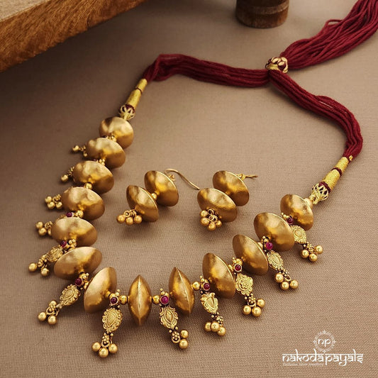 Traditional Neckpiece With Earrings (Gn9533)