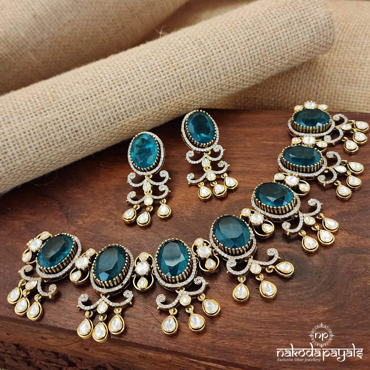 Sparkling Emerald Neckpiece With Earrings (Gn8160)