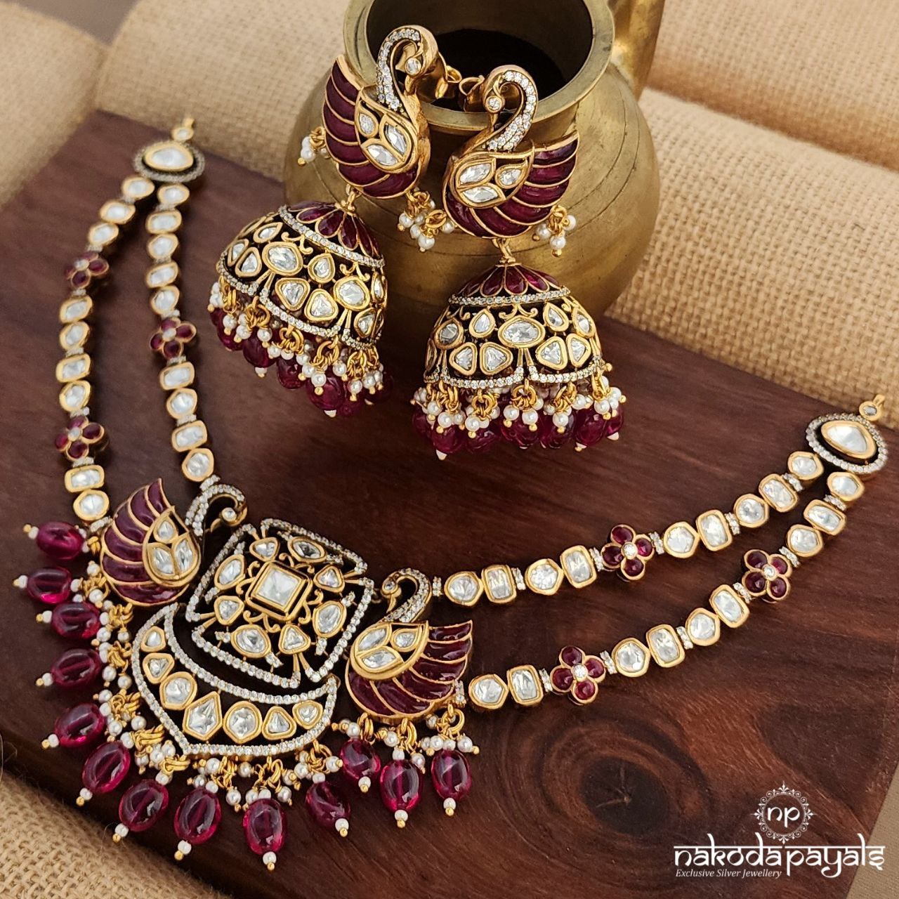 Resplendent Red Neckpiece With Earrings (Gn9170a)