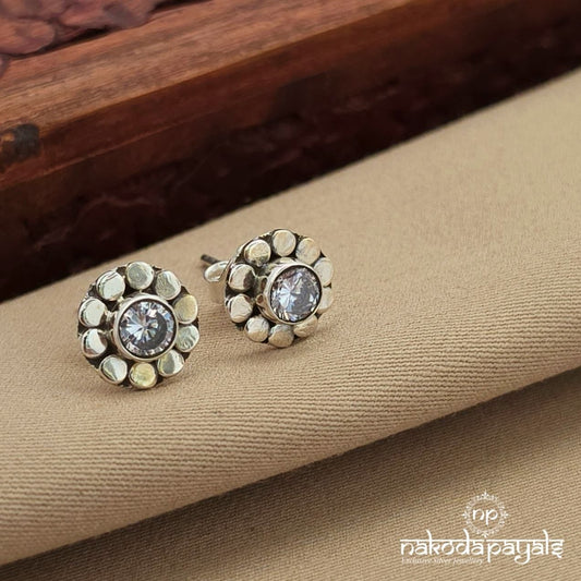 White Floral Studs (S4075)