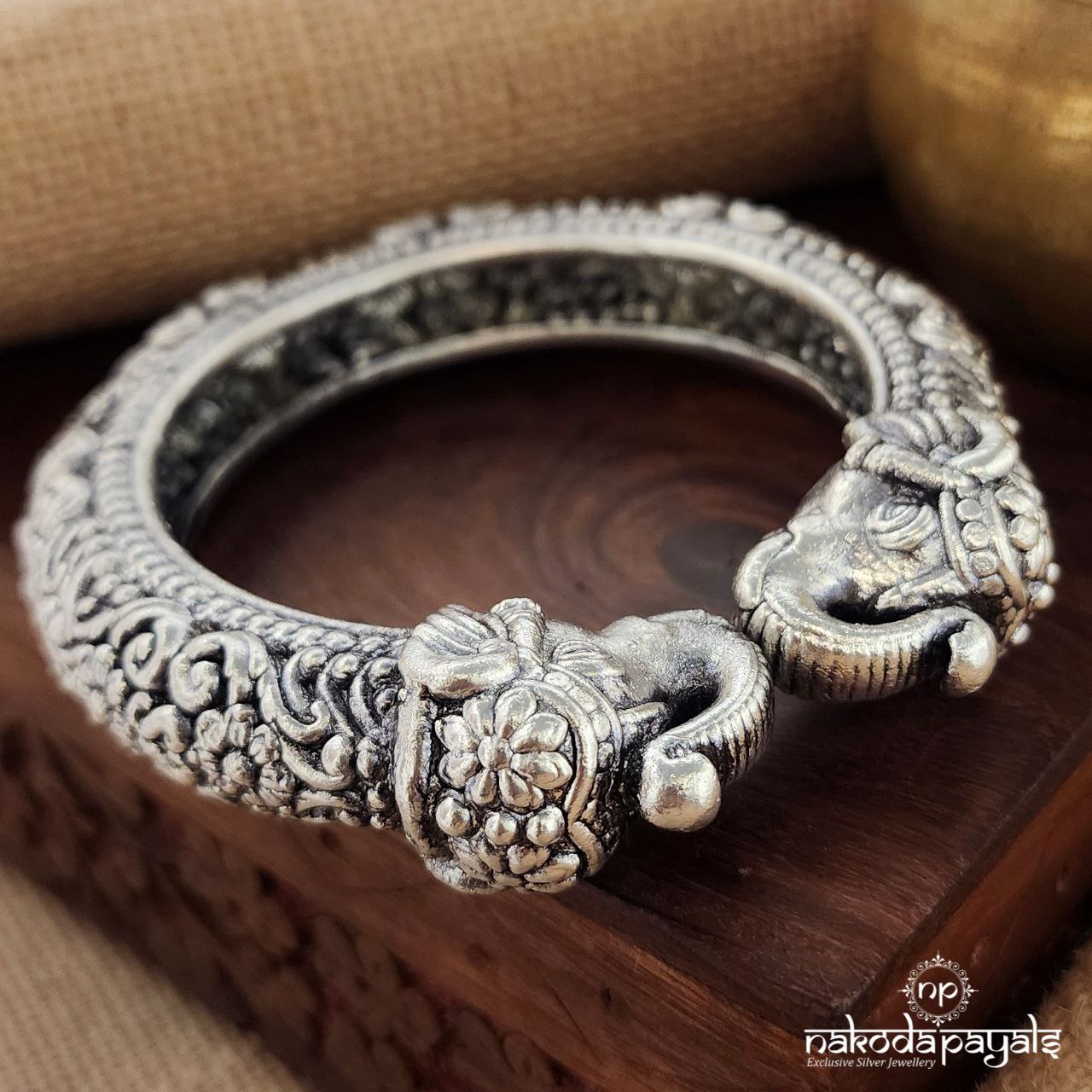 Elephant Broad Oxidised Kada (K5109)