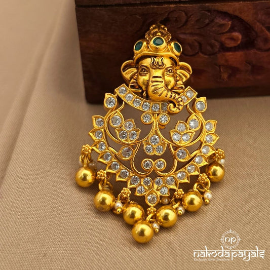 Pearly Ganesha Pendant (Gp2496)